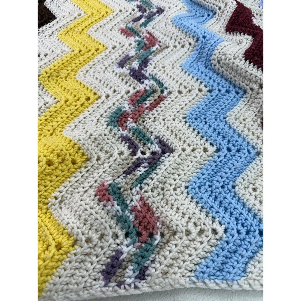 Handmade Crochet Granny Afghan Blanket Multicolor Chevron Pattern Large